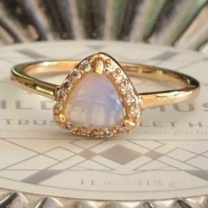 Trillion-Cut Pave Ring in Gold/Moonstone, Women's Size 7